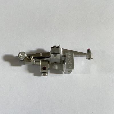 Зажим проволоки